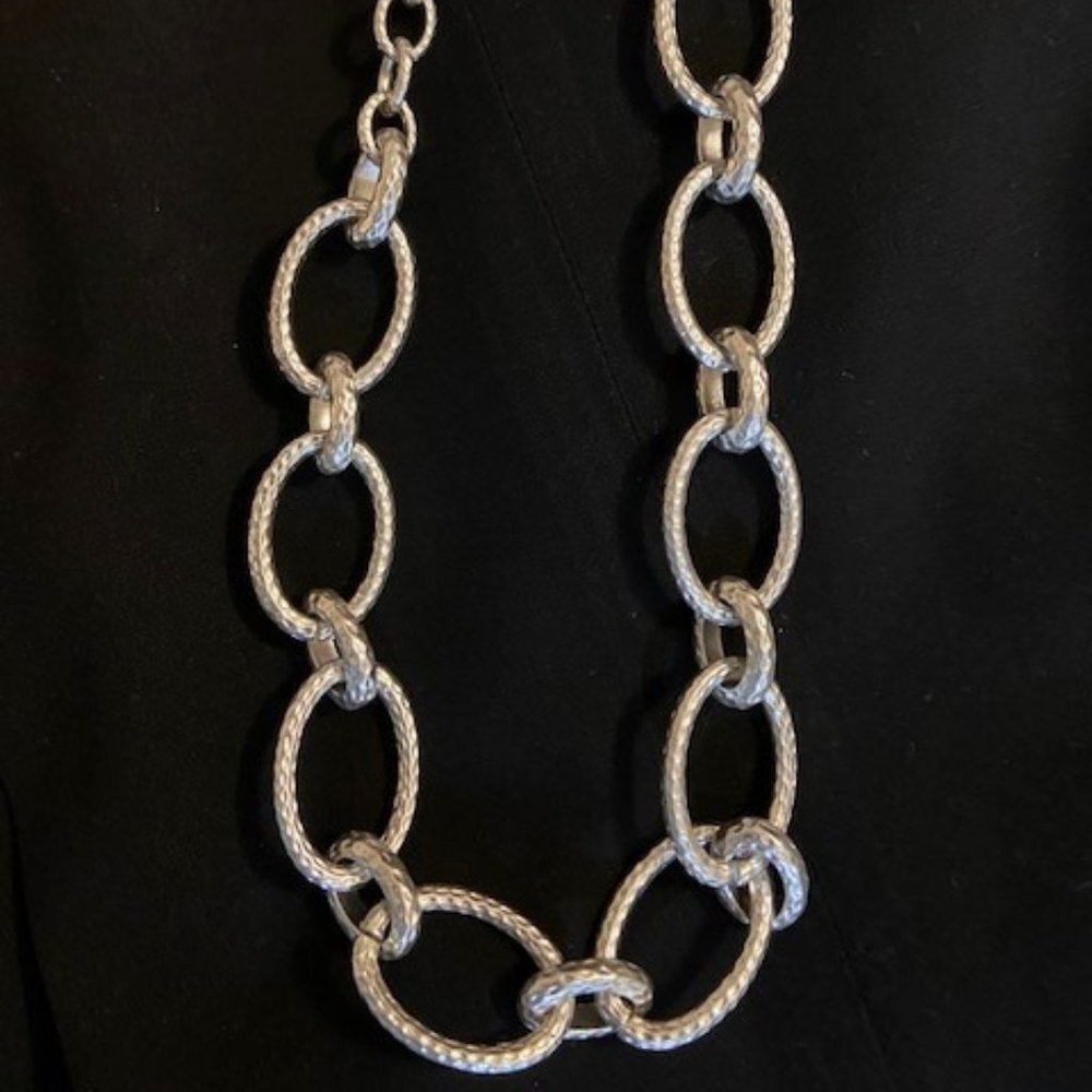 Premier Designs Large link Necklace